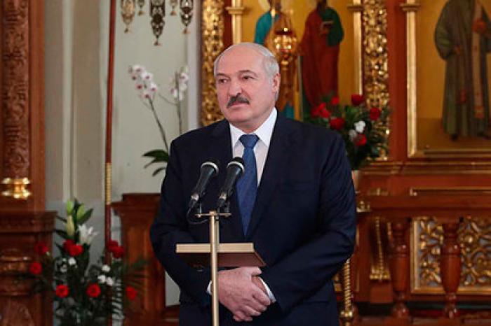 Лукашенко назвал коронавирус «ударом по башке» от Господа