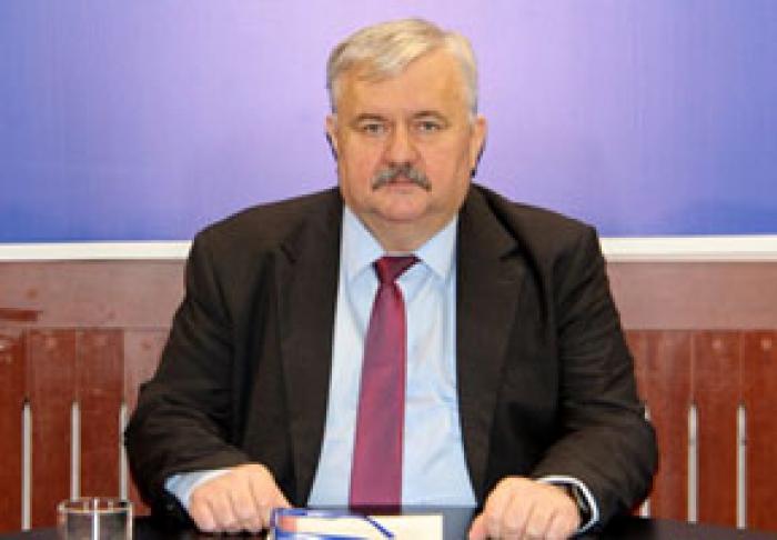 MINISTERUL EDUCAŢIEI A PREGĂTIT DOCUMENTELE PENTRU ÎNVĂŢAREA LA DISTANŢĂ