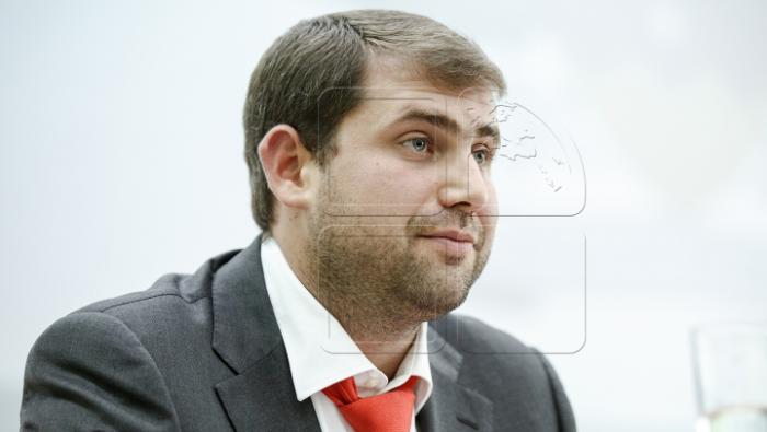 Motivul pentru care Ilan Şor cere ca dosarul său să fie transferat în altă instanţă