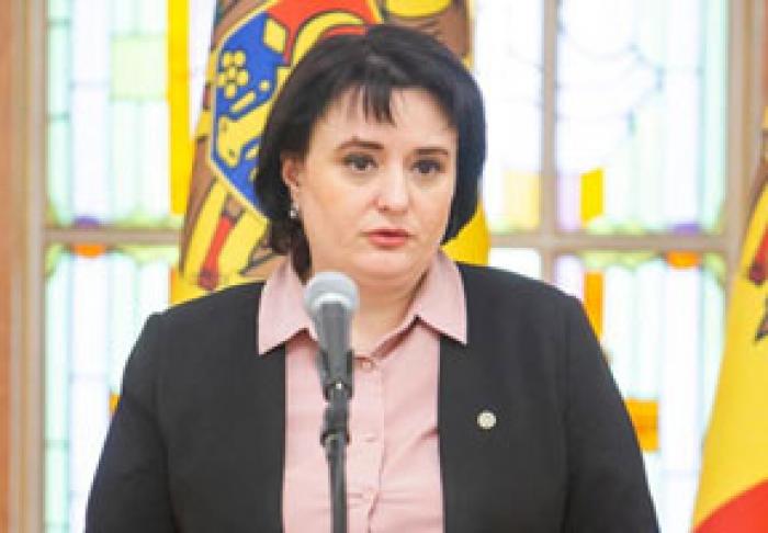 ÎN MOLDOVA AU FOST ÎNREGISTRATE 55 DE CAZURI NOI DE COVID-19, IAR NUMĂRUL TOTAL AL PERSOANELOR INFECTATE A AJUNS LA 353