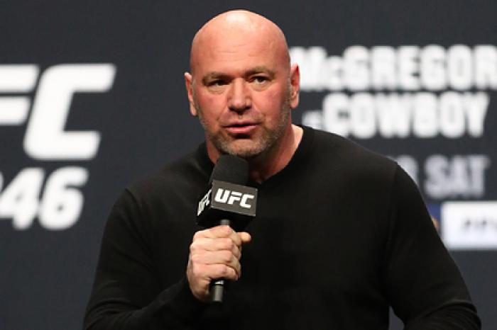 Оставшийся без Нурмагомедова UFC 249 отменили