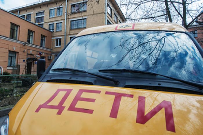 Почти 500 подмосковных сирот обрели семью с начала года