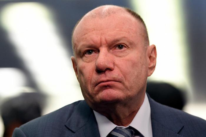 Потанин предложил снять головную боль с государства