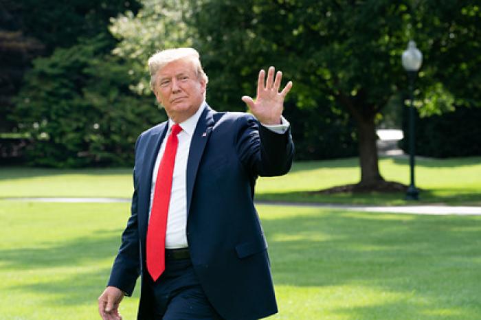 Трамп отказался согласовывать сокращение добычи нефти с другими странами