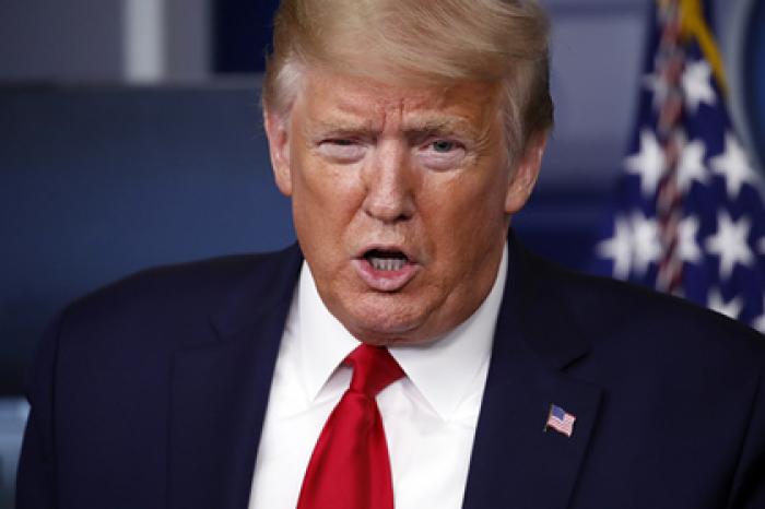 Трамп подумает над амнистией для полиаморного гея-музыканта и владельца тигров