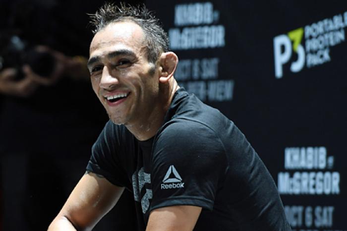 UFC захотел провести бой Фергюсона в закрытом из-за коронавируса казино