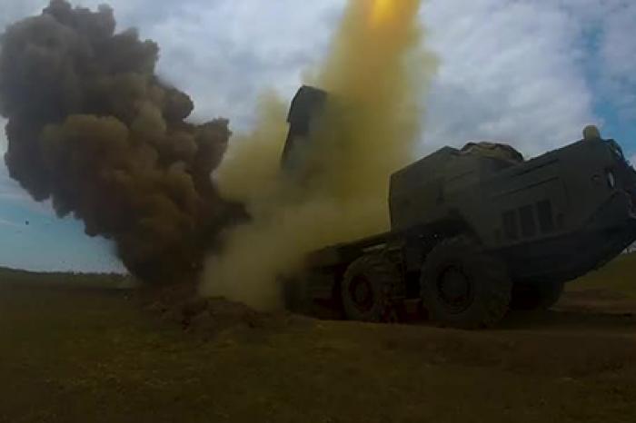 Украина показала подготовку «выжигающего российские войска» оружия
