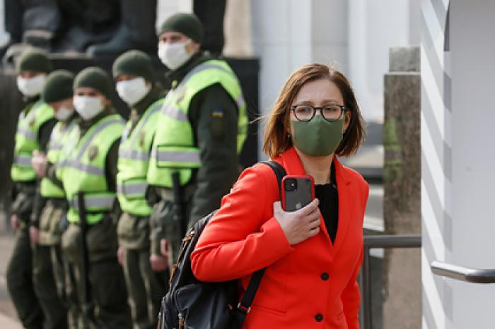 Украинцам пообещали самые тяжелые недели эпидемии