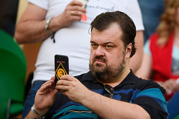 Уткин высмеял призыв извиниться перед Нурмагомедовым за «сучий спектакль»