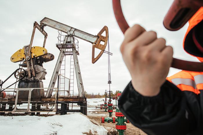В Кремле отказались реагировать на обвал нефти