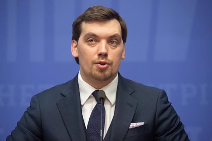 Экс-премьер Украины предупредил Зеленского об опасности «быть съеденным волками»