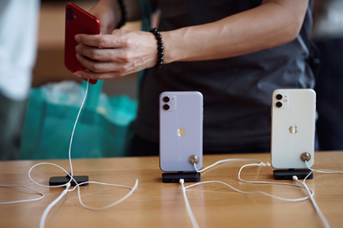 Почти миллиард iPhone оказались под угрозой взлома