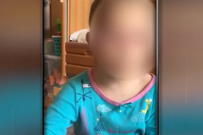 Приемная мать рассказала о реакции прожившей пять лет в больнице девочки на мир