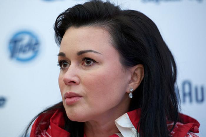 Путину рассказали об опухоли Заворотнюк