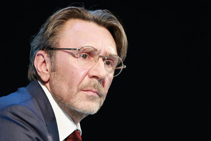 Шнуров раскритиковал меры поддержки российского бизнеса