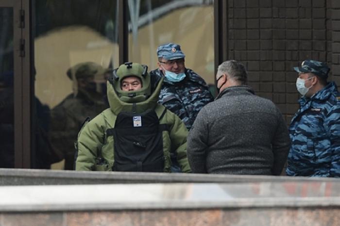 Стало известно о прошлом захватчика московского банка