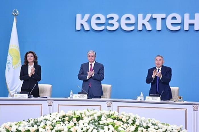 Уход дочери бывшего главы Казахстана с поста объяснили