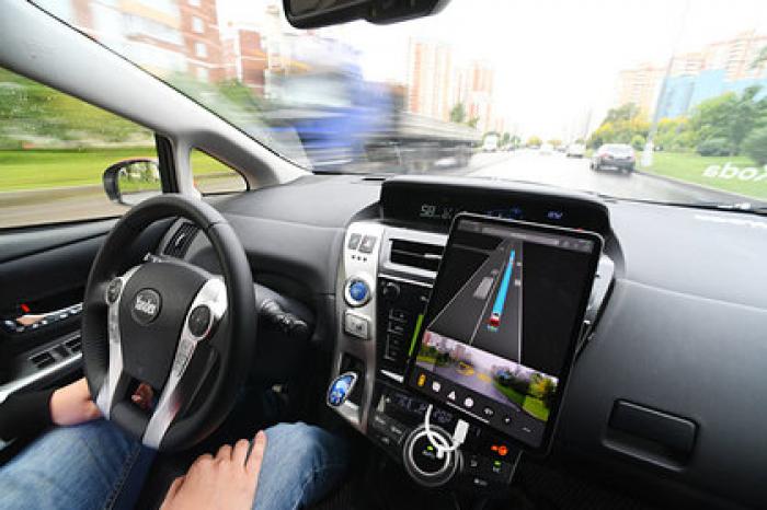 В России представили план внедрения беспилотных автомобилей