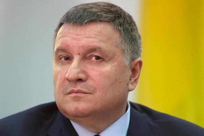 Аваков отказался извиняться за преступления полицейских