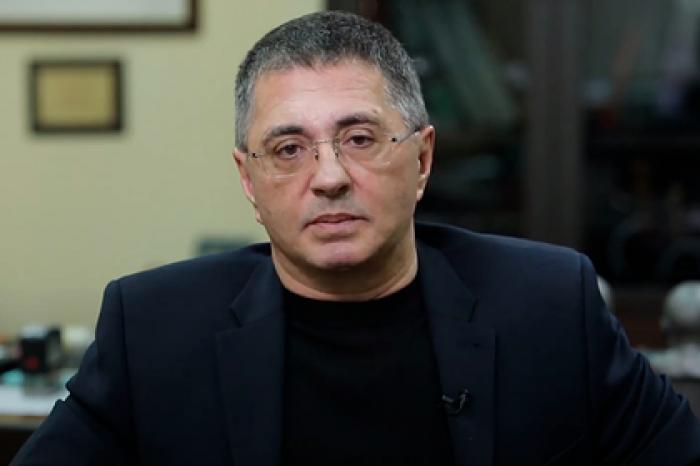 Доктор Мясников предупредил о новых «сюрпризах» коронавируса