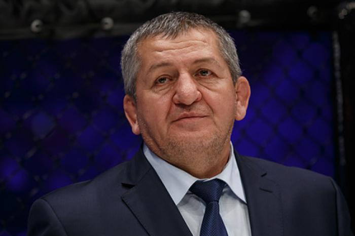 Друг Нурмагомедовых рассказал о положительной динамике в состоянии отца бойца