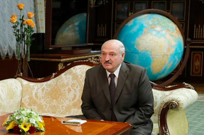Лукашенко констатировал отсутствие демократии в мире