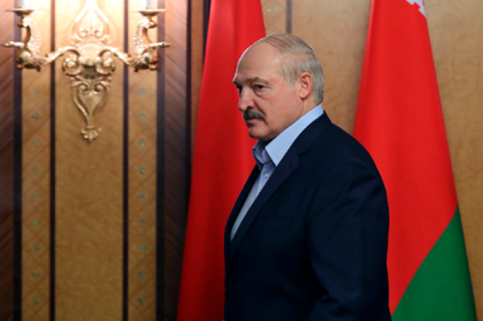 Лукашенко отправил правительство в отставку