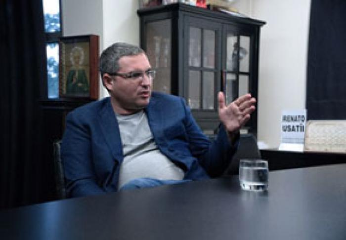 MAI MULTE PERSOANE DIN PAZA ŞI DIN ANTURAJUL PREŞEDINTELUI S-AU INFECTAT DE CORONAVIRUS - RENATO USATÎI