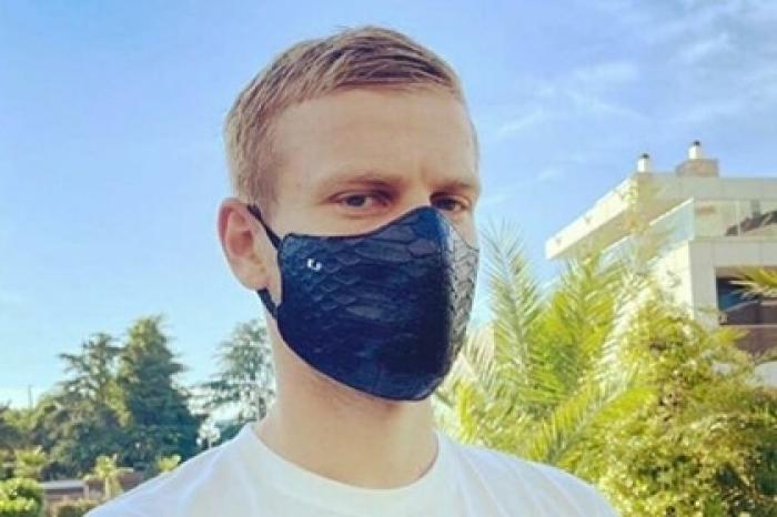 Маску Кокорина из крокодиловой кожи за десятки тысяч рублей сочли немодной