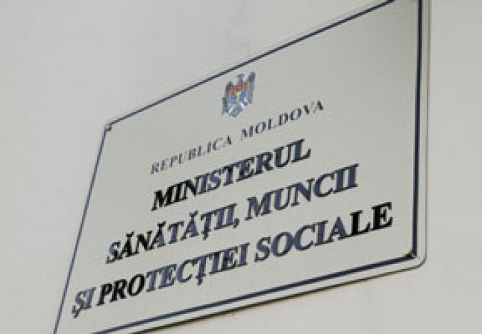 MINISTERUL SĂNĂTĂŢII ÎNDEAMNĂ POLITICIENII „SĂ NU INDUCĂ SOCIETATEA ÎN EROARE”