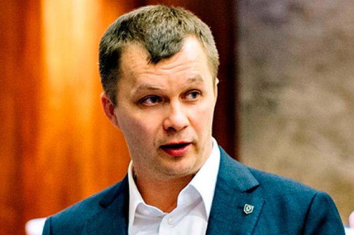 На Украине призвали отказаться от возвращения карантина несмотря на жертвы
