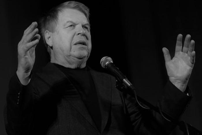Названы время и место прощания с актером Михаилом Кокшеновым