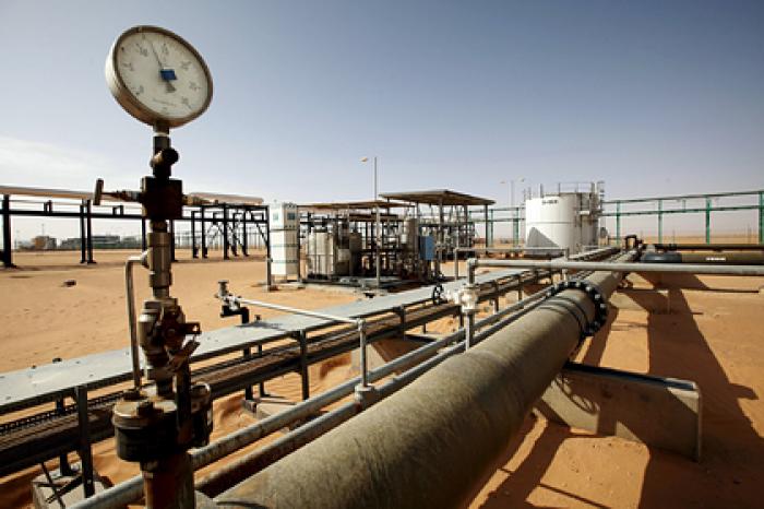 Нефть назвали главной угрозой мировой экономике