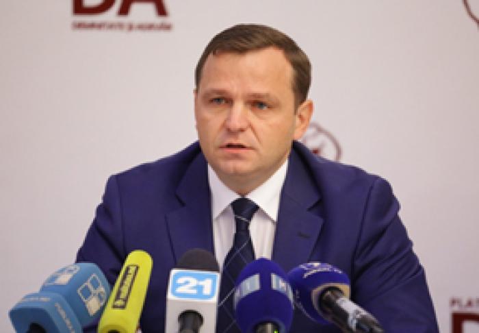 PLATFORMA DA VA INSISTA PE DEMITEREA GUVERNULUI ION CHICU – ANDREI NĂSTASE