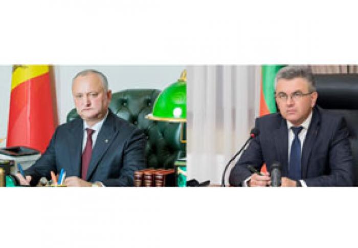 PREŞEDINTELE MOLDOVEI ŞI LIDERUL TRANSNISTRIEI AU CONVENIT SĂ SIMPLIFICE DEPLASAREA OAMENILOR PESTE NISTRU