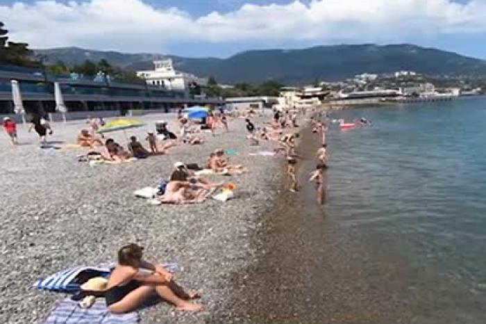 Происходящее в Крыму во время открытия курортного сезона попало на видео