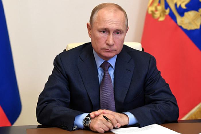 Путин поручил главе «Роснефти» решить вопрос «последней мили» в газификации
