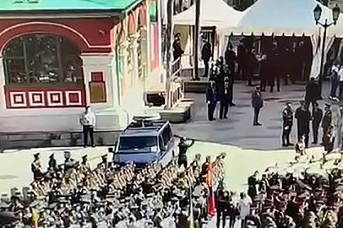 Стали известны детали личности разбившего машину ФСО солдата перед парадом