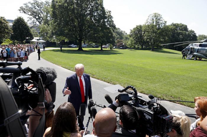 Трамп опроверг расторжение торговой сделки между США и Китаем