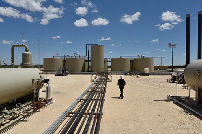 Цены на нефть начали расти