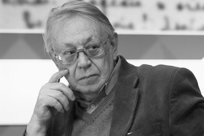 Умер литературовед Лев Мнухин