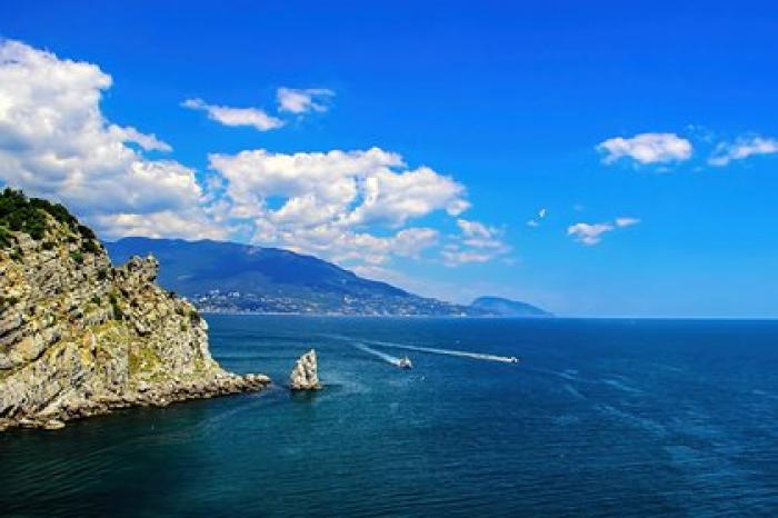 В Крыму откроют все санатории и отели