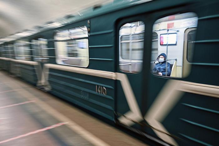 Жителям Подмосковья вновь разрешили оплачивать проезд социальной картой