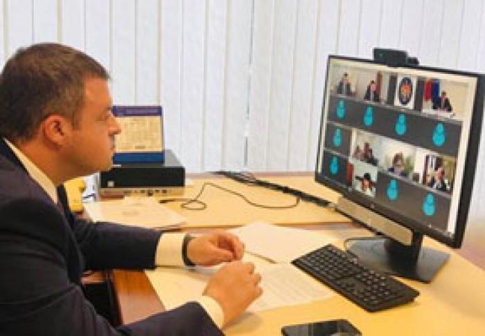 ADMINISTRAŢIA DE STAT A DRUMURILOR A SEMNAT CONTRACTE PENTRU REPARAŢIA A 243 KM DE DRUMURI