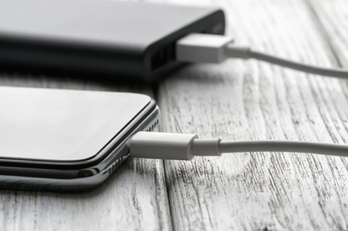 Анонсирована самая мощная зарядка для смартфонов
