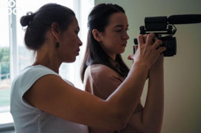 ATELIERUL INSPIRATION @MOLDOX LAB TE AJUTĂ SĂ-ȚI CREEZI CEA MAI BUNĂ VERSIUNE A FILMULUI TĂU DOCUMENTAR!