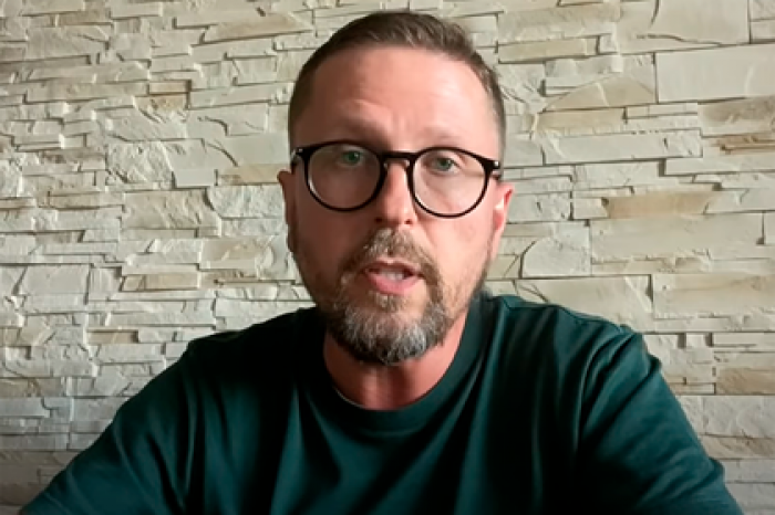 Блогер Анатолий Шарий обвинил офис Зеленского в заказе его убийства