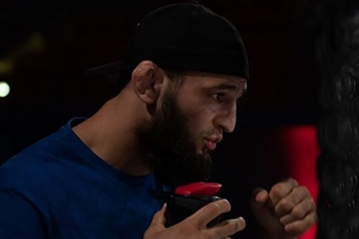 Боец UFC родом из Чечни снова победил и установил рекорд