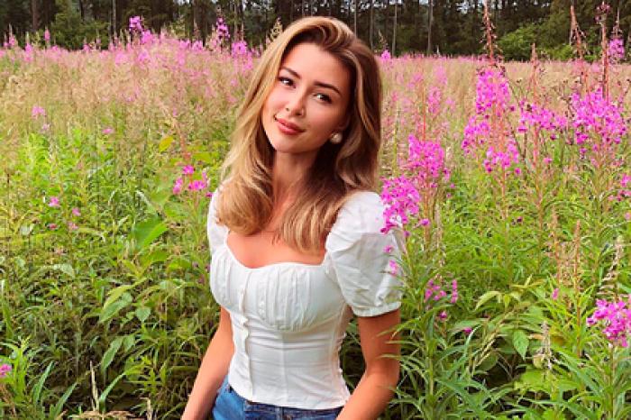 Дочь Анастасии Заворотнюк рассказала о переезде