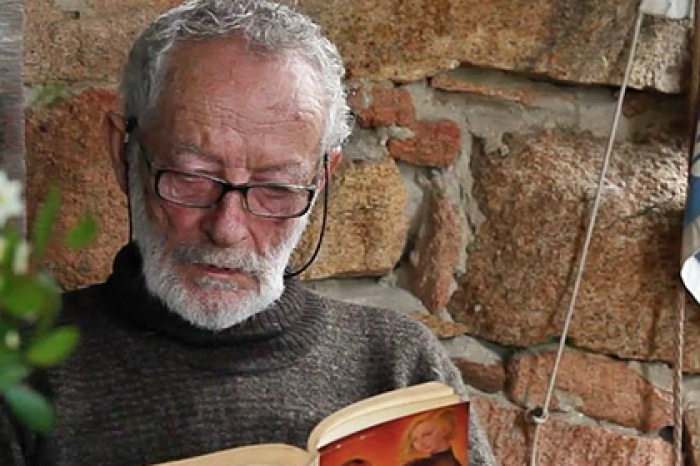 Единственного жителя острова в Италии захотели выселить